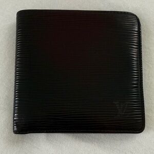 Louis Vuitton Black Vintage Leather EPI Bifold Wallet